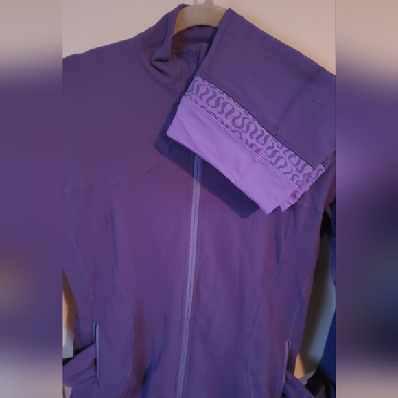 Lululemon size 10 set purple - Picture 6 of 9